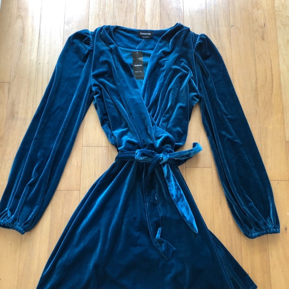 NWT Bebe velvet wrap dress - Picture 6 of 11